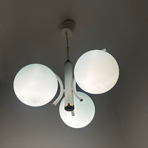 Sputnik lamp Richard Essig Lamp, Space age white Ceiling German lamp 70s Midcentury pendant Opal glass 3x bulbs