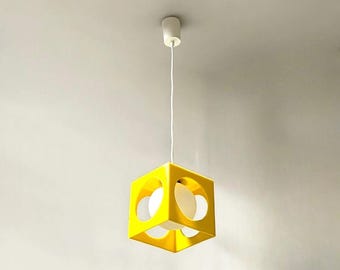Richard Essig Cube Pendant Lamp | 1970s Yellow Space Age German Ceiling Lamp | Vintage Opaline Glass Light (3)