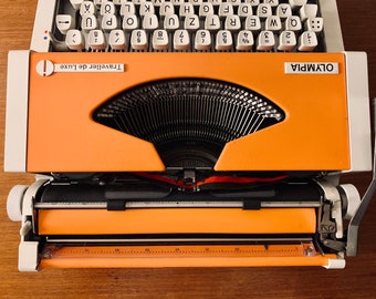 タイプライターOLYMPIA Traveller de luxe(458104) Olympia Traveller De Luxe Typewriter Orange White
