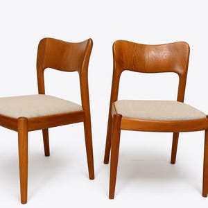 1 of 5 Danish Teak wood Chairs by Niels Koefoed, 1960s, Set of 6, Midcentury furniture, designer Dining Chair, Danish Style