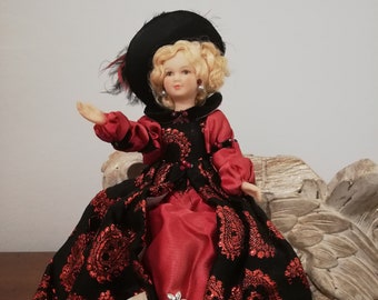 Welsh porcelaine lady traditionnelle poupée souvenir d'ornement au pays de galles costume chine Welsh porcelaine lady traditionnelle poupée souvenir d'ornement au pays de galles costume chine