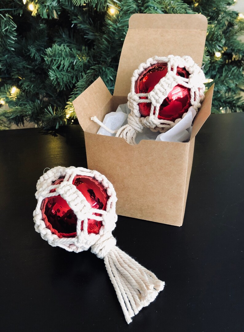 Macramé Red Glass Ball Ornament Etsy