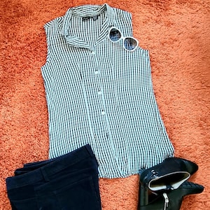 Vintage Women&#39;s - Size 14 - Boutique Europa- Black & White Check Collared Shirt