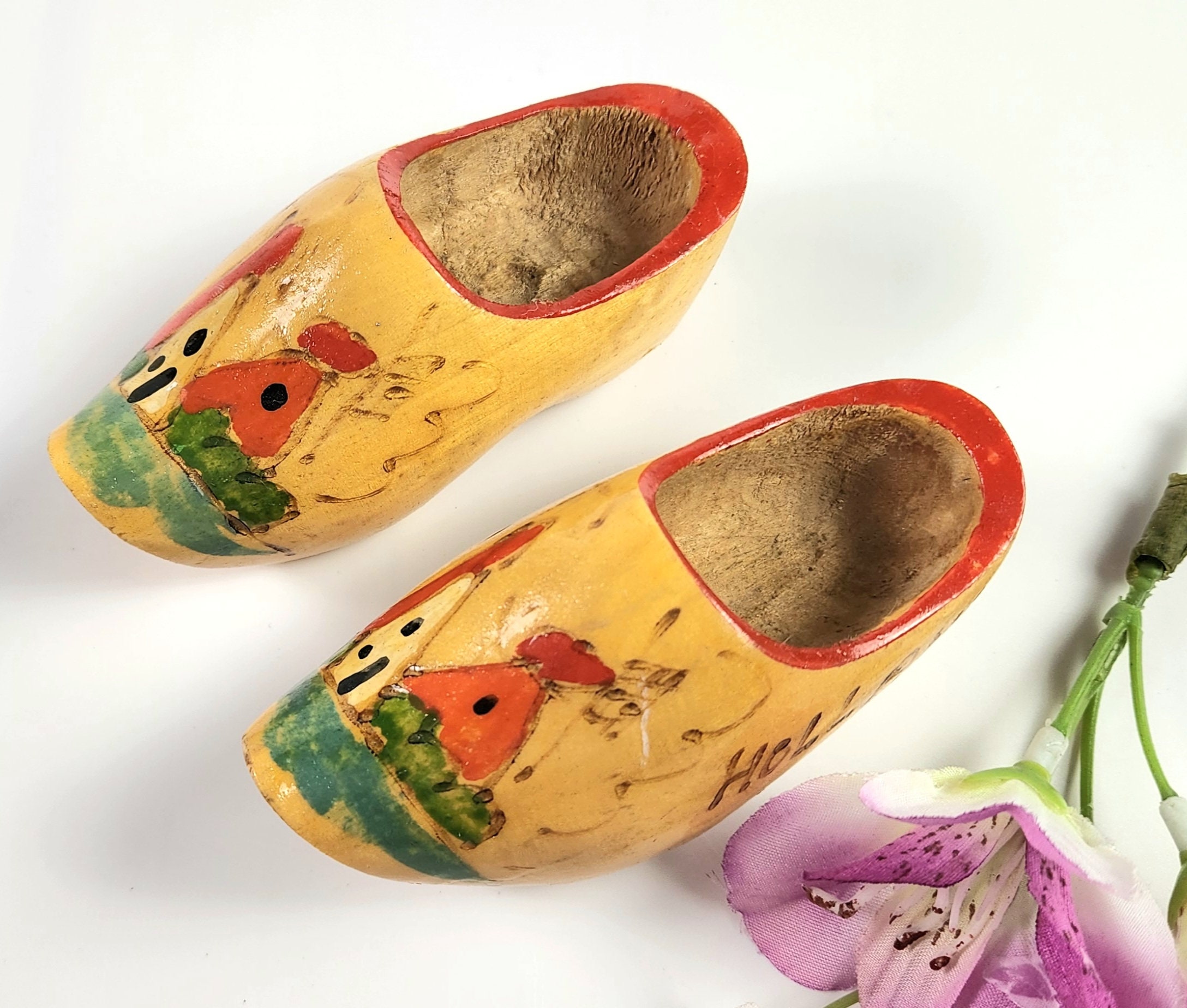 Vintage - Hand-painted - Holland Souvenir - Wooden Shoes/Clogs - 3 3/4"Long