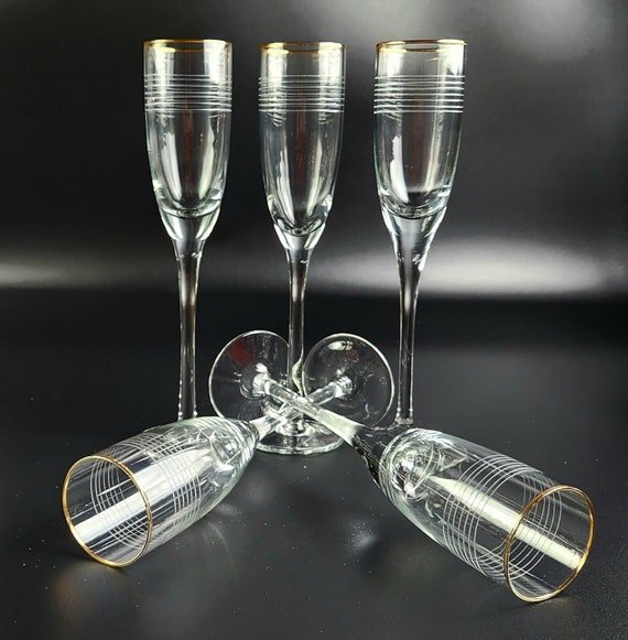 Vintage Set of 5 Tall Flutes Champagne Glasses Gold Rim White