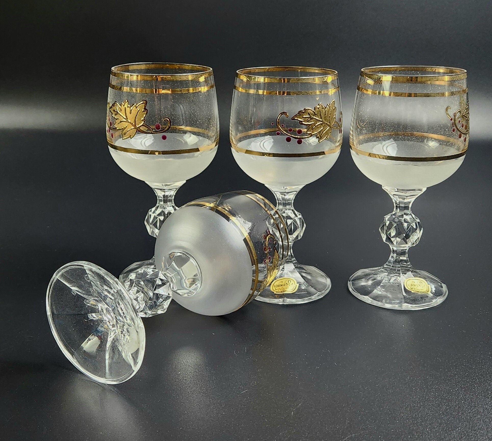 【未使用品】BOHEMIA Crystal デキャンタとグラス6個セット ボヘミアングラス デキャンタとワイングラス6個セット - メルカリ