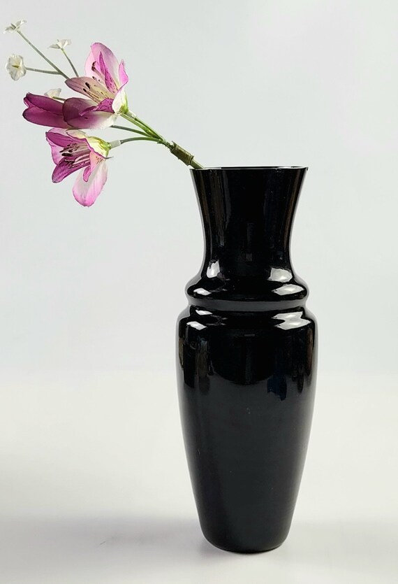 Vintage Black Glass Vase 9 Tall Beautiful Shape Etsy