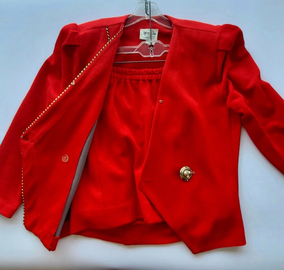 Vintage 90 s Linda Hutley Red Color Blazer Skirt designer