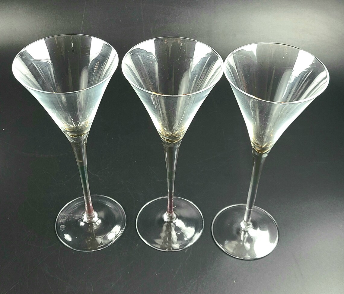 stemware with gold trim