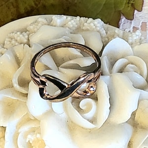 Vintage - Sterling Silber - Unendlich / Liebesknoten Ring - Rosegold Farbe - Größe 8,75