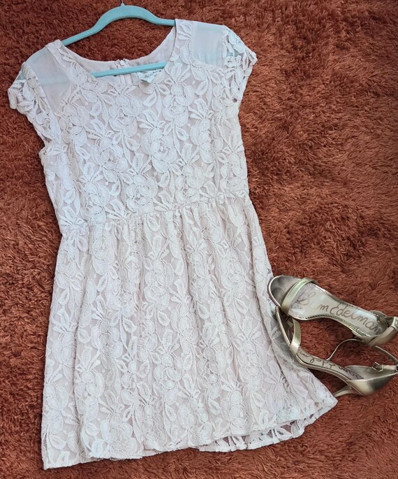 white lace cami midi dress Clarissa | White Lace Crew-Neck Short-Sleeve Midi Dress main image 1