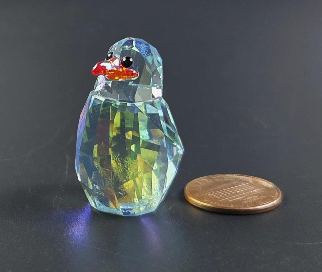 Vintage - Lovlots Sealife “johnny the Penguin” Crystal Figurine