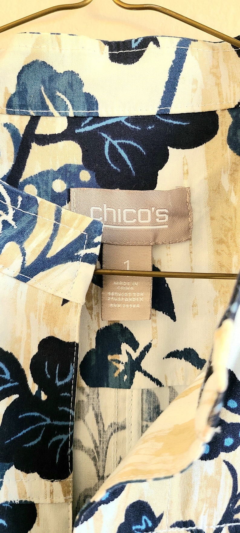 Vintage Chico/'s Size 1 Cream with Blue Print