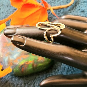 Vintage - Size 6 -Sterling Silver - Unique Shaped Ring
