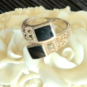 Vintage - Sterling Silver -Black Onyx & Marcasite Ring - Signed 925 - Size 6.5