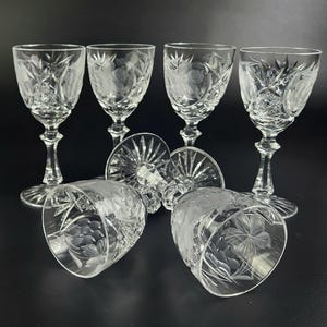 Vintage  - Set of 6 - Stunning Cut-Crystal Wine Glasses - Resemble Nachtmann Traube