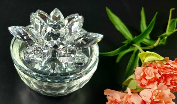 Vintage - Clear Glass - Trinket Box with Lotus To… - image 1