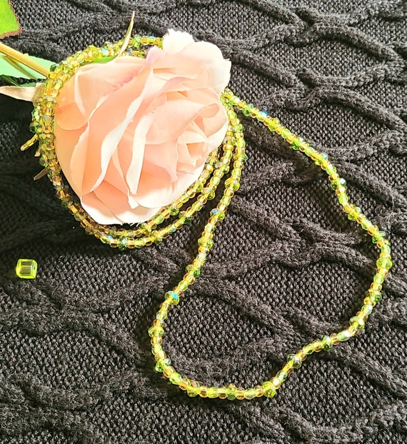 Vintage - Layered Necklace-Green & Gold Tone  - M… - image 3
