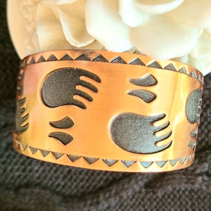 Vintage- Bear Paw Design - Signed - Solid Copper Cuff Bracelet - 1980&#39;s