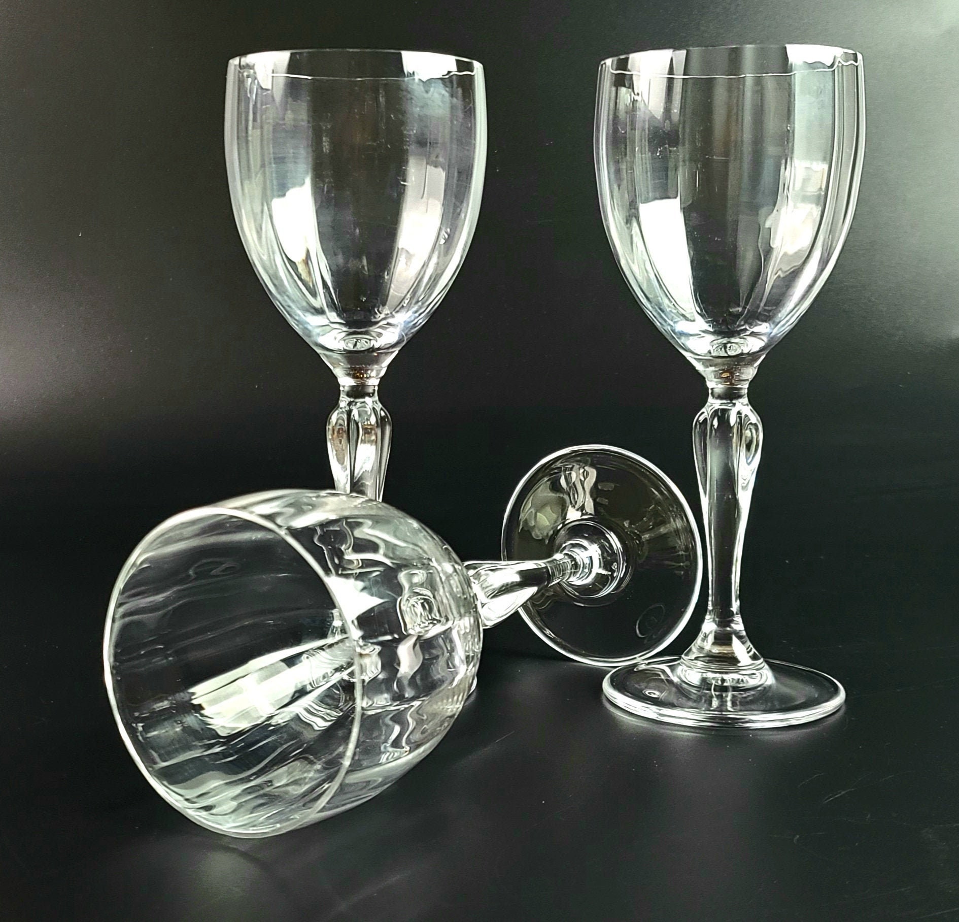 Vintage Optical Illusion Wine Glasses Set of 3 Etsy