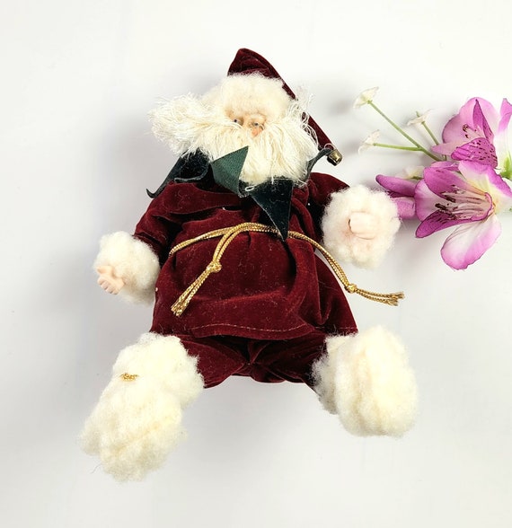 Vintage- Santa Claus Figurine- 7