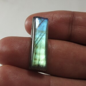 Labradorite Gemstone, Pedra preciosa natural, Labradorite Cabochon, Pedra brilhante, Pedra chamativa, Pedra preciosa Cabochon, Fabricação de joias, 27X8x6 mm 16,20 ct, 35