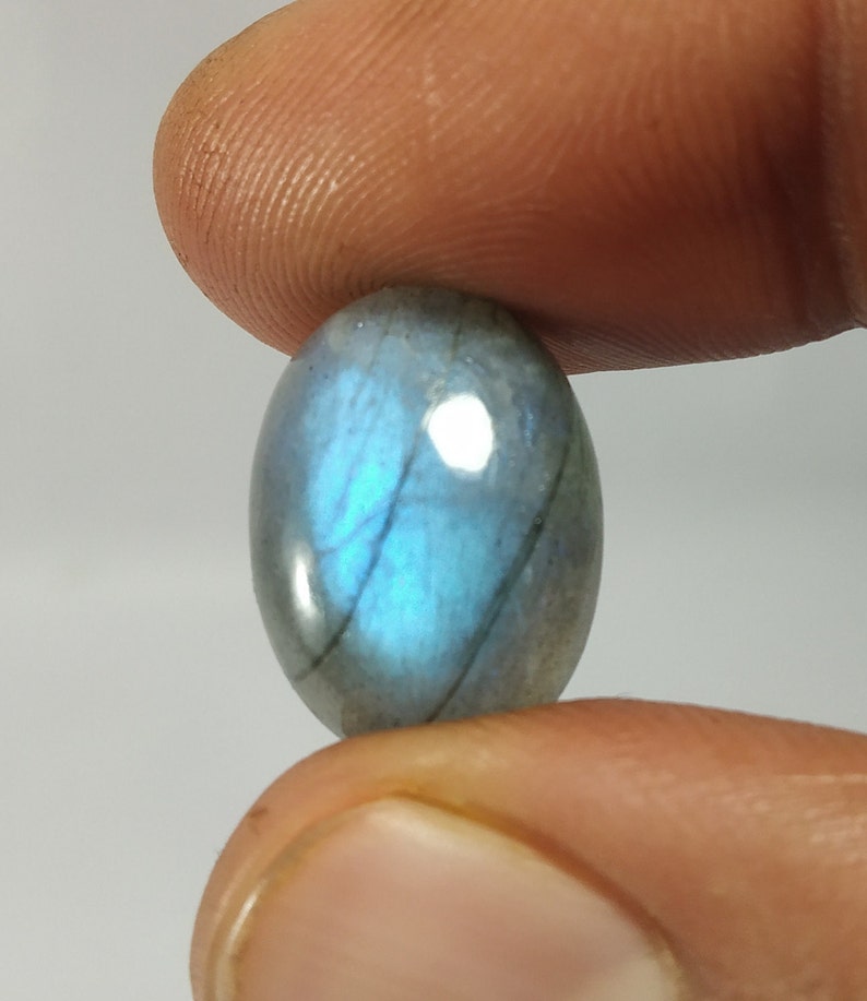 Labradorite Gemstone,Natural Gemstone,Labradorite Cabochon,Shiny Stone,Flashy Stone,Gemstone Cabochon,Jewelry making,18x13x7 mm.13.45 ct,37L