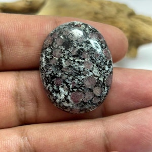 Diaspro naturale a forma di rubino, cabochon ovali, pietra di diaspro a forma di palma, gemma sfusa, rubino naturale lucidato a forma di goccia, per la creazione di gioielli, 34x27x08mm, 66,35 ct, GC12
