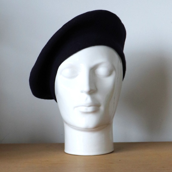 Vintage navy beret | Classic Wool beret | French b