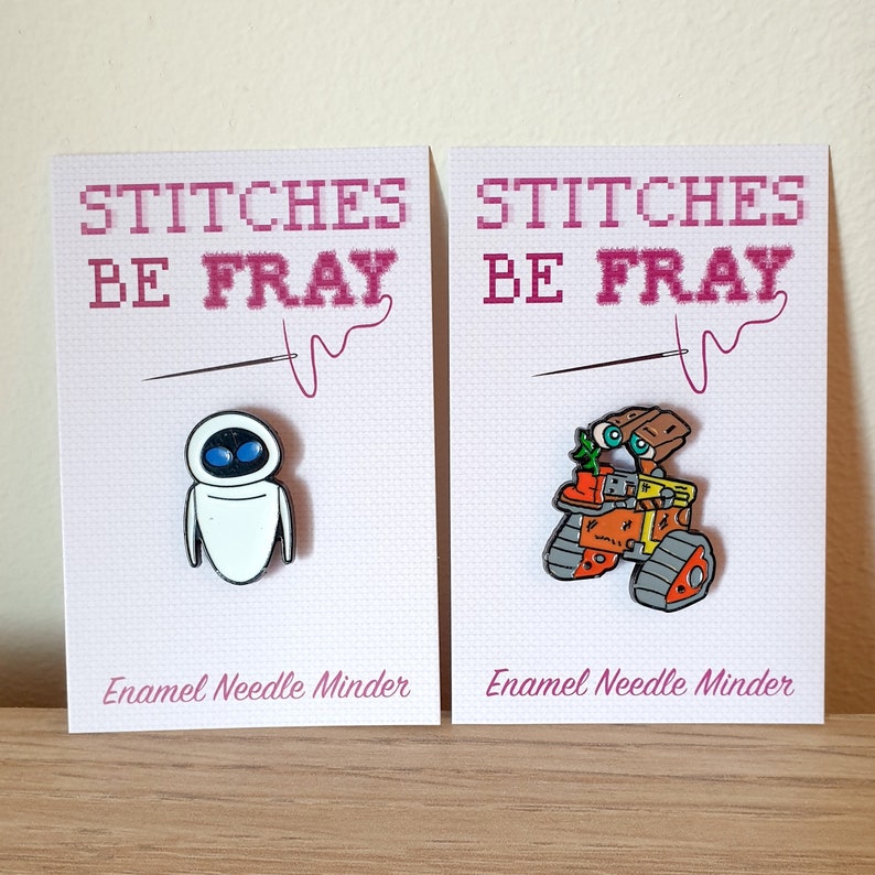 Wall-E Enamel Magnetic Needle Minder