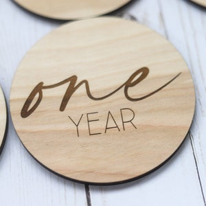 Wooden Monthly Milestone Marker Discs Baby Photo Prop image 6