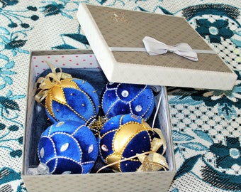 Adorno navideño, accesorio hecho a mano para el árbol de Navidad, regalo de Navidad, decoración navideña. Decoración navideña, bola navideña de terciopelo.