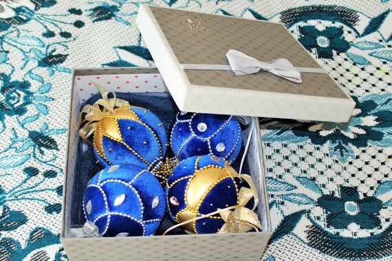 Christmas tree ornament, Handmade accessory for the Christmas tree.,Christmas gift, Christmas decorations. Velvet Christmas balls