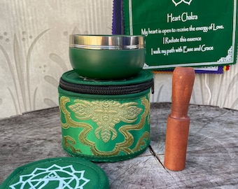 Gorgeous Green Heart Chakra Singing Bowl High Vibrational Handmade Tibetan Bowl Meditation Self Care Christmas Gifts Easy to Play Room Decor