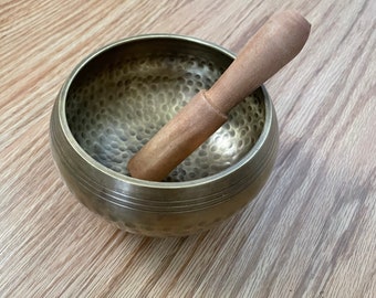 Handmade Tibetan Singing Bowl: 4-inch Meditation Chakra Bowl with Mallet