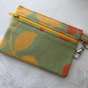 NUEVO - Mini billetera con llavero y cremallera ~ Billetera pequeña verde ~ Bolsito cosido a mano ~ Llavero ~ Único ~ Tarjetero ~ Billetera minimalista