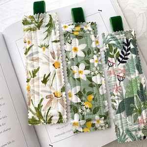Quilted Fabric Bookmarks ~ Green Flower Bookmarks ~ Hand Sewn ~ Reader Accessories ~ Unique Reader Gift ~ Gardener Gift ~ Summer Read Gift
