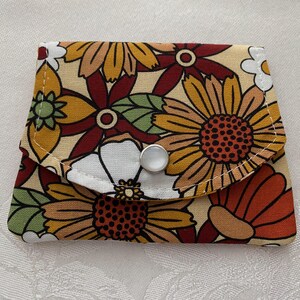 Mini billetera de flores hippies ~ Monedero pequeño de flores cosido a mano ~ Monedero pequeño, mochila, bolsillo, diario, viajes ~ Tarjetero ~ Regalo único