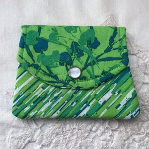 Mini billetera verde y azul ~ Billetera pequeña cosida a mano ~ Perfecta para carteras pequeñas, mochilas, uso diario, viajes ~ Tamaño de bolsillo ~ Portatarjetas de regalo