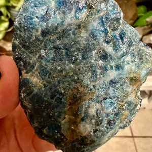 Raw Apatite Crystal  - Psychic Abilities - Manifestation