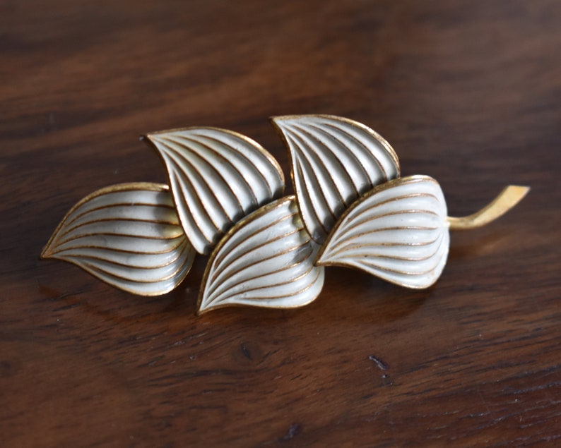 Vintage Midcentury Brooches