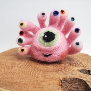 Needle Felted Beholder, cute monster. Gift for Dnd players, role playing games. Plush Figurine. Nerd gift ideas image 1