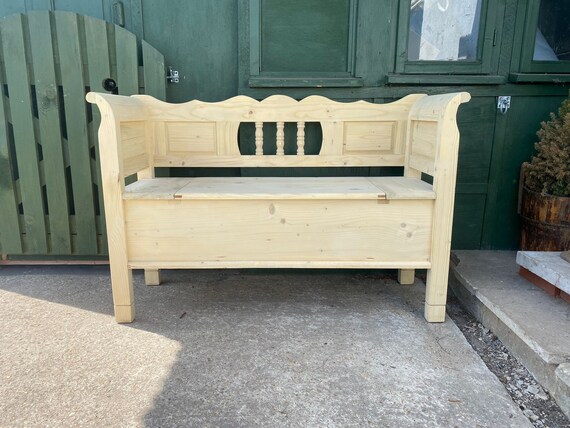 Pine clearance storage bench