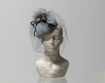 Vintage 40s 50s The Rhodes Hat Pale Blue Grey Pillbox Birdcage Veil Bow Gray Wool Pillbox Hat: Elegant Bow Veil Fascinator - Etsy main image 3