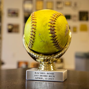 SOFTBALL display, HOME RUN or game holder, autographed ball display