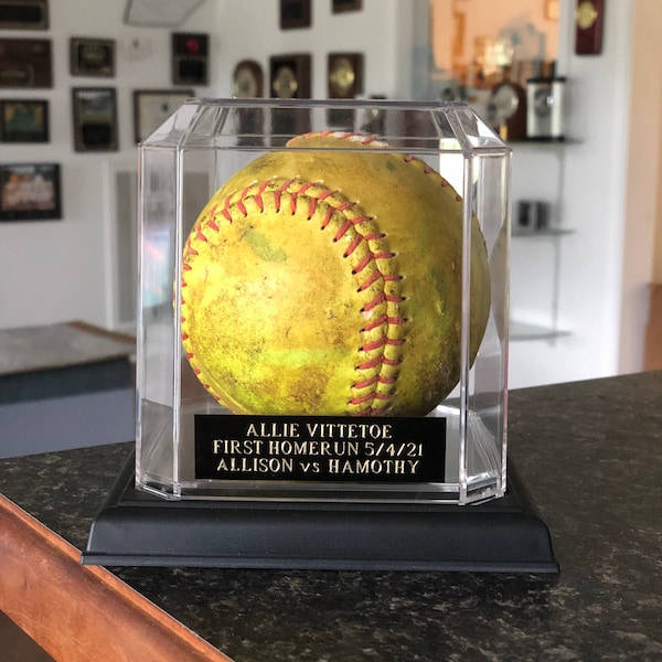 Clear SOFTBALL display, with name plate | HOME RUN or game ball display, autographed ball display