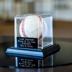 Clear BASEBALL  display, with name plate | HOME RUN or game ball display, autographed ball display