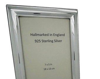 English silver hallmarked photograph frame - 7" X 5" - Wood  Back