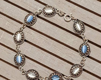 Vintage Sterling Silver Blue and White Southwestern Style Bracelet