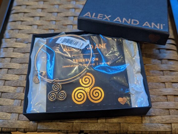 Alex and hotsell ani triskelion